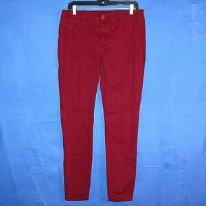 Refuge Skinny Leg Jeggings Jeans - Women's Size 12 - Burgundy